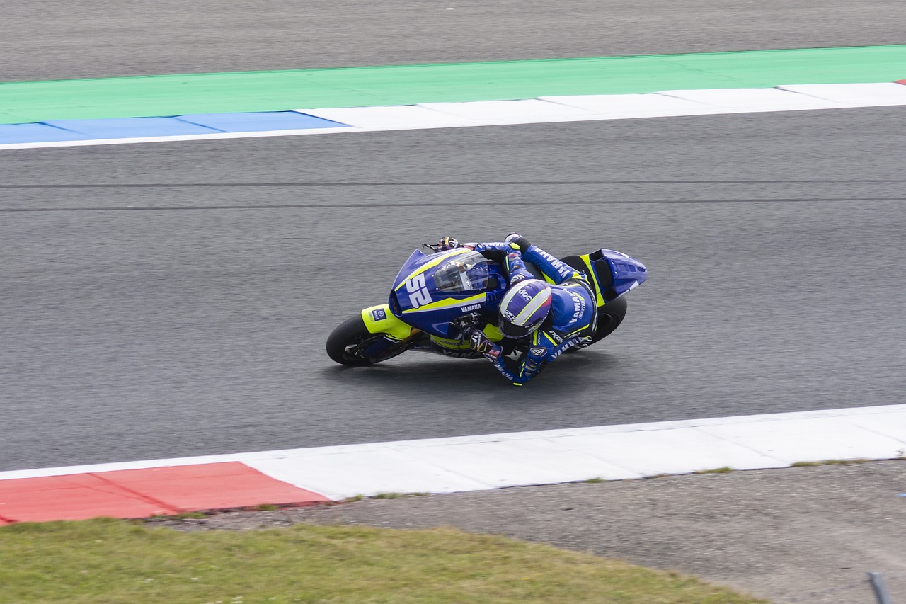 湖人队如何解决阵容缺陷问题？.